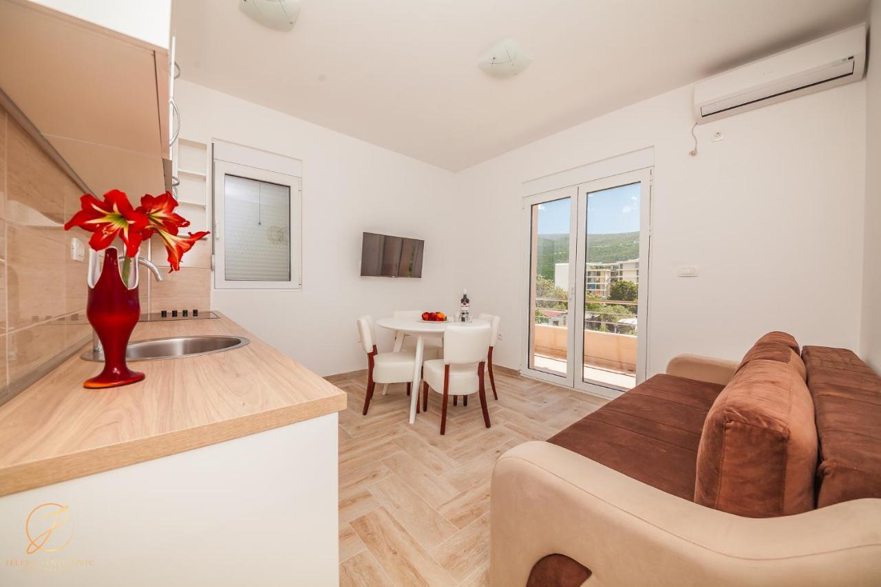 Apartments Ruzmarin Herceg Novi Extérieur photo
